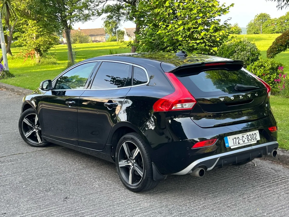 172 VOLVO V40 R-DESIGN 2.0 DIESEL SAT NAV HIGH SPE - Image 4