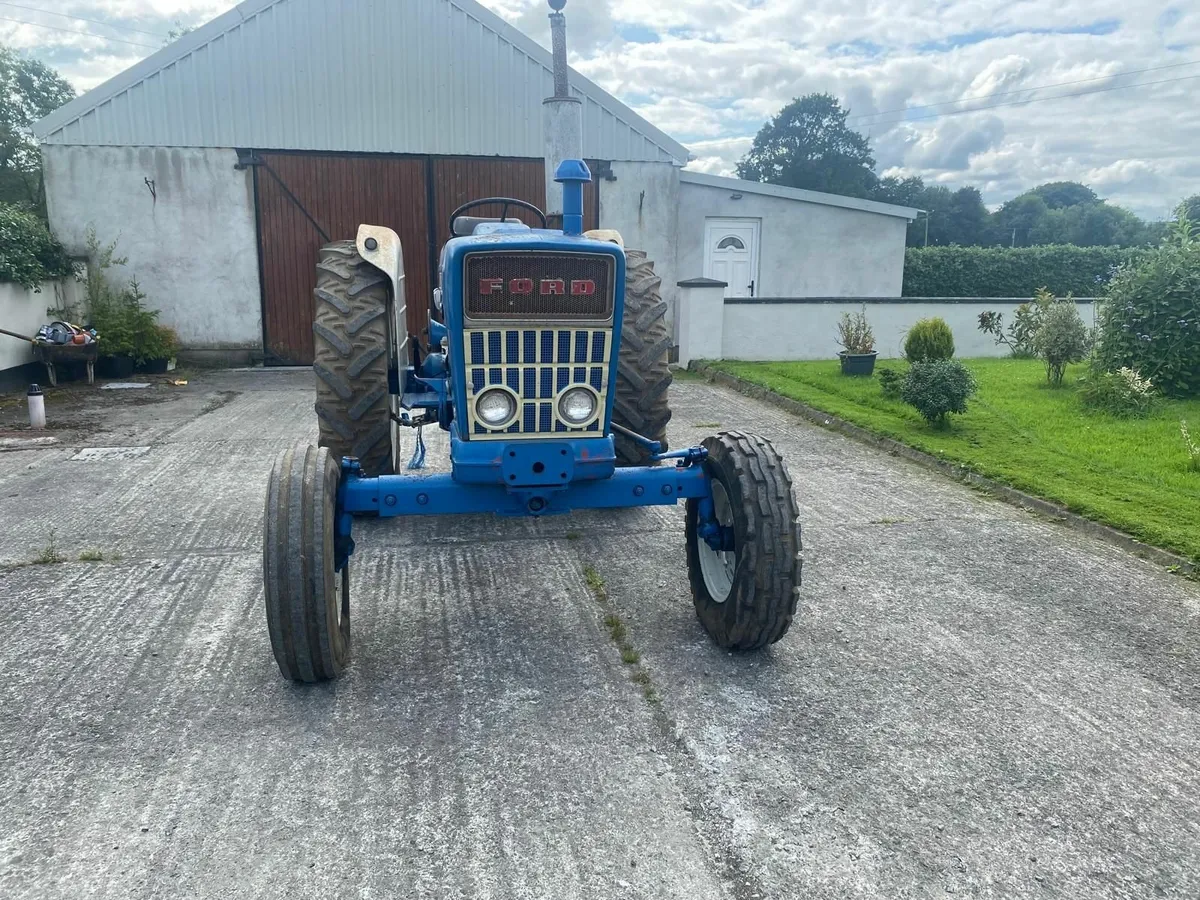 Ford 4000 - Image 1
