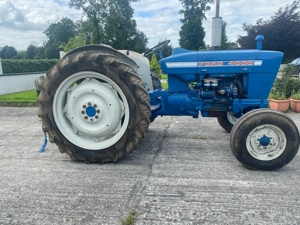 Ford 4000 - Image 2