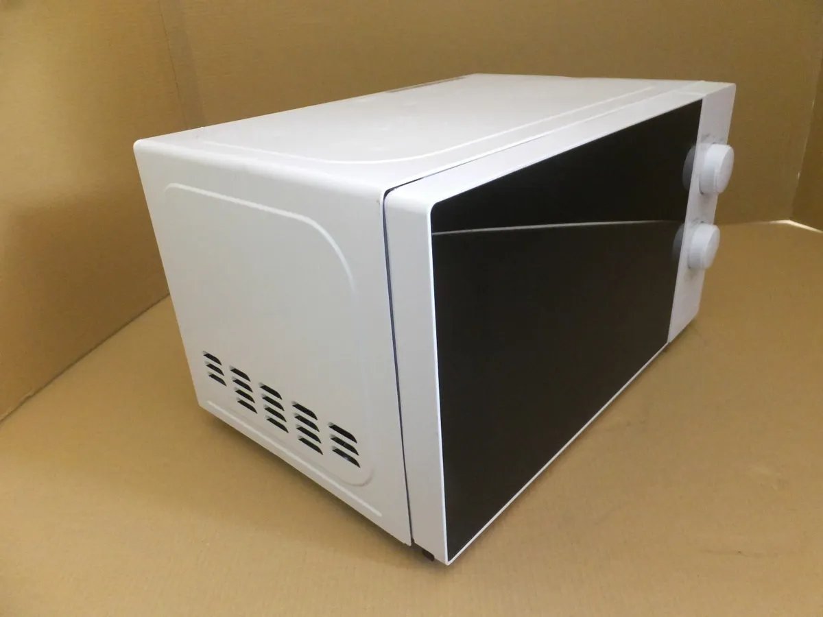 TESCO Microwave - Image 4