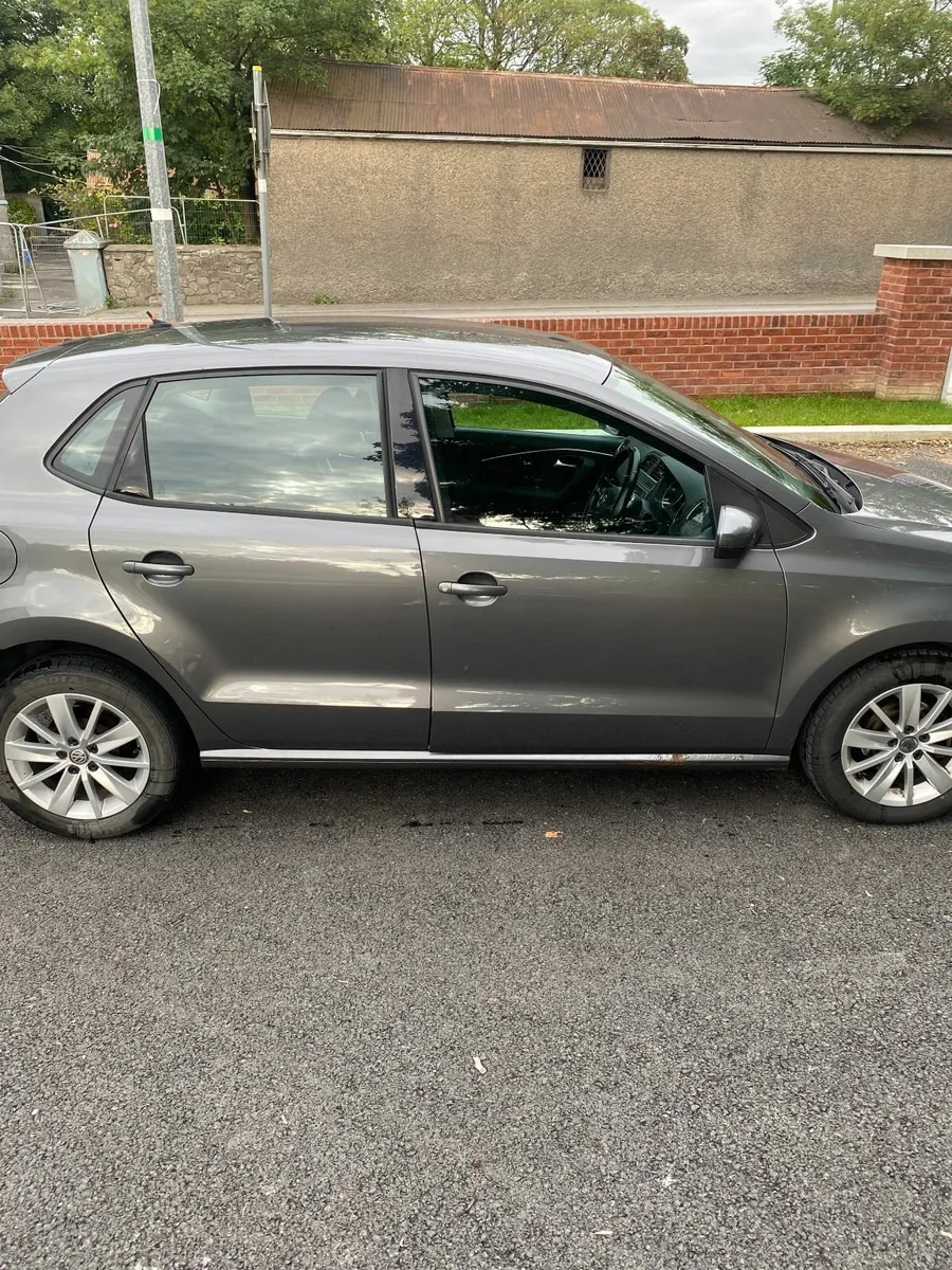 Volkswagen Polo 2015 - Image 3