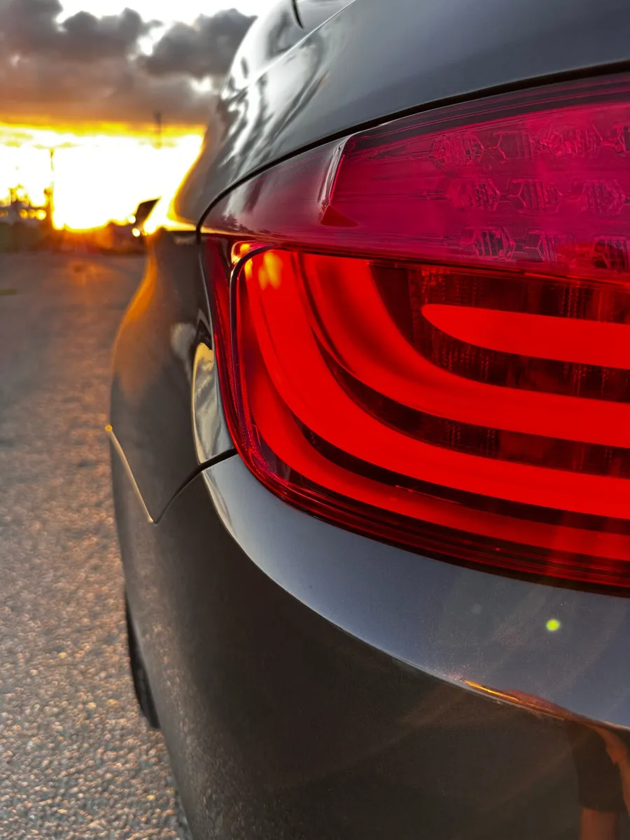 BMW 5-Series 2012 - Image 1
