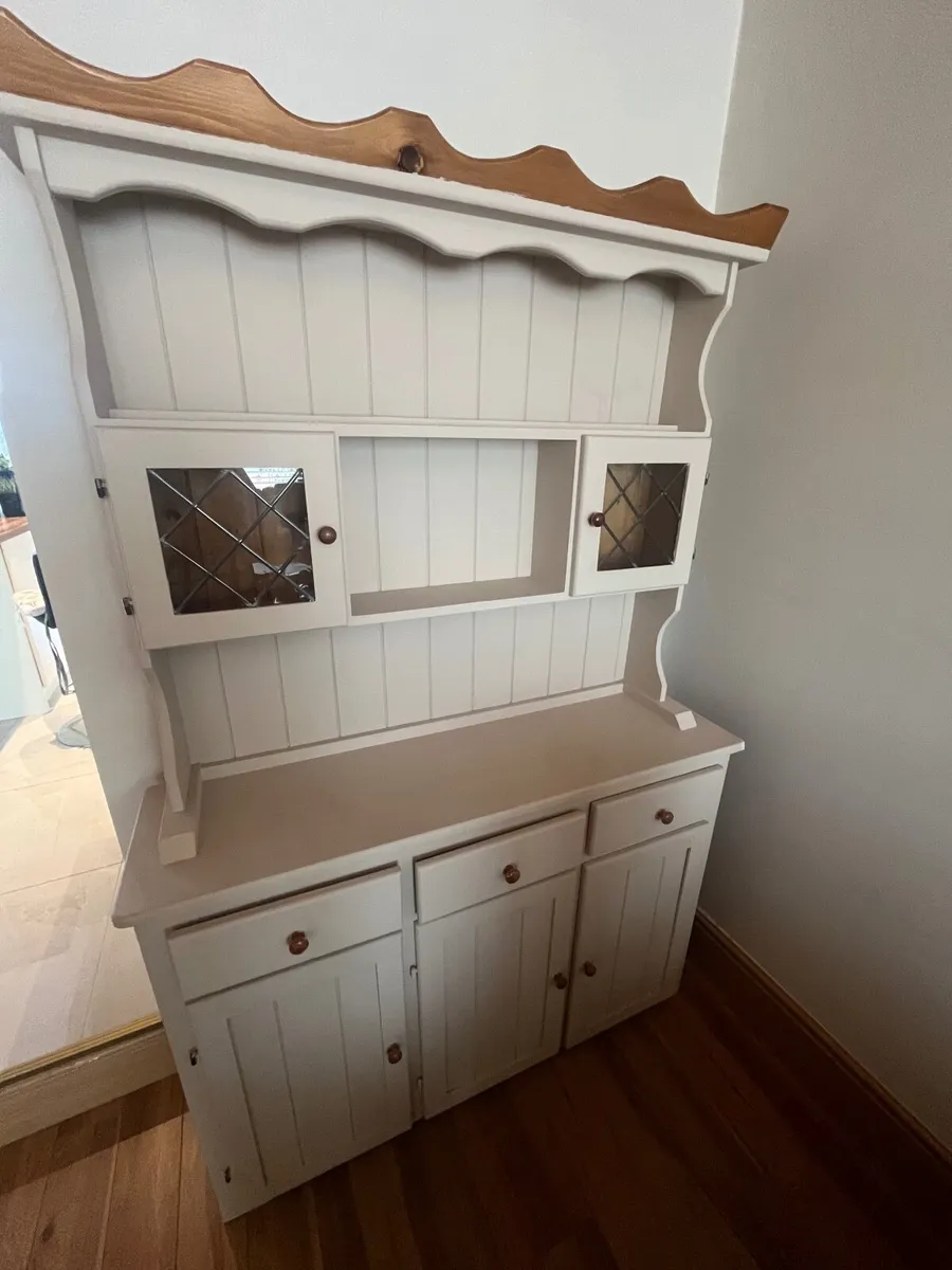 Kitchen cabinet - Image 1