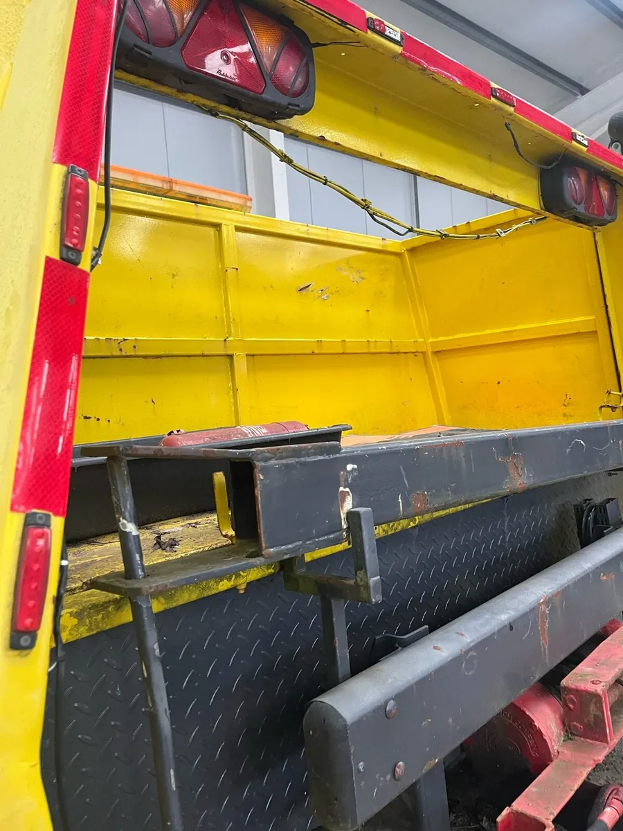 Plant lorry - Image 3