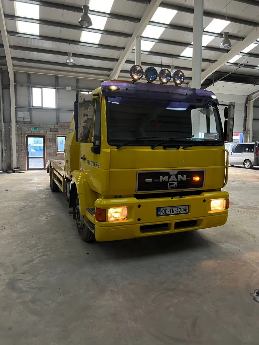 Plant lorry - Image 1