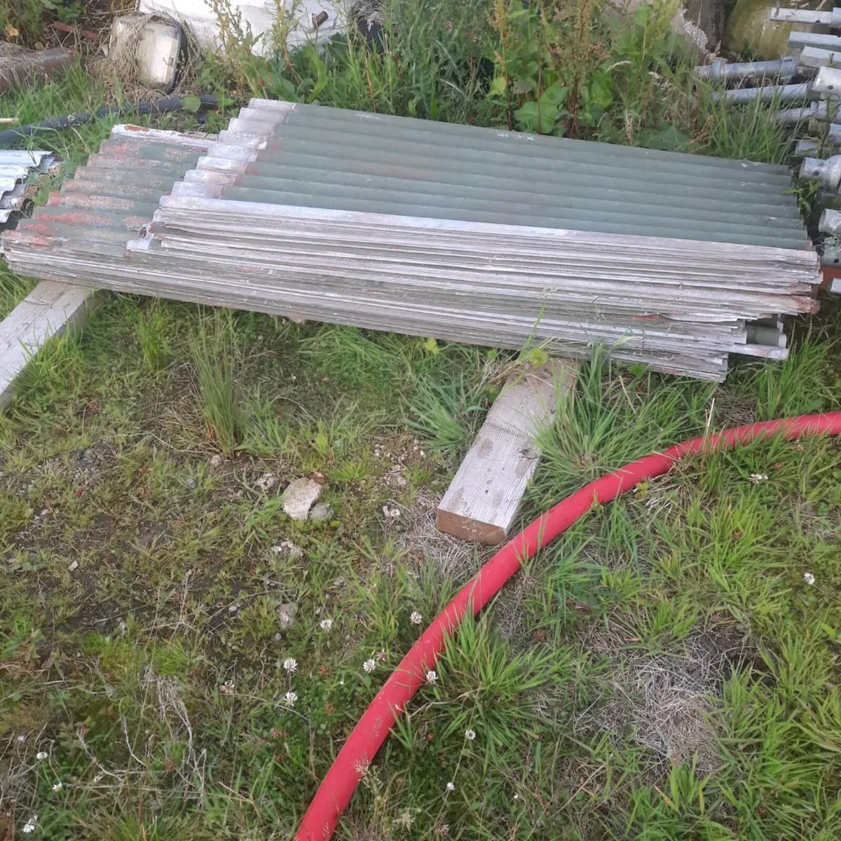 Galvanised sheeting - Image 1