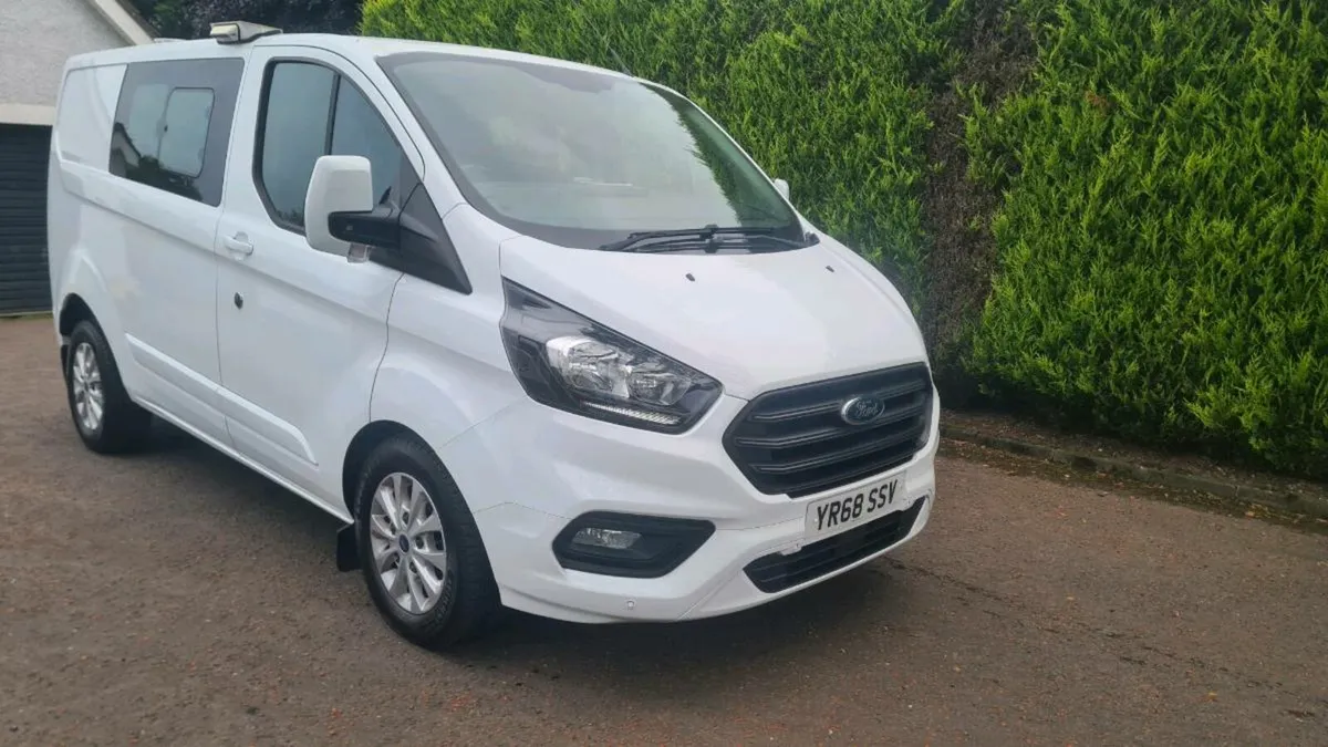 TRANSIT CUSTOM CREW CAB - Image 1