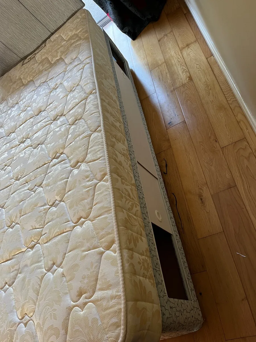 Single bed with storage underneath - Image 1