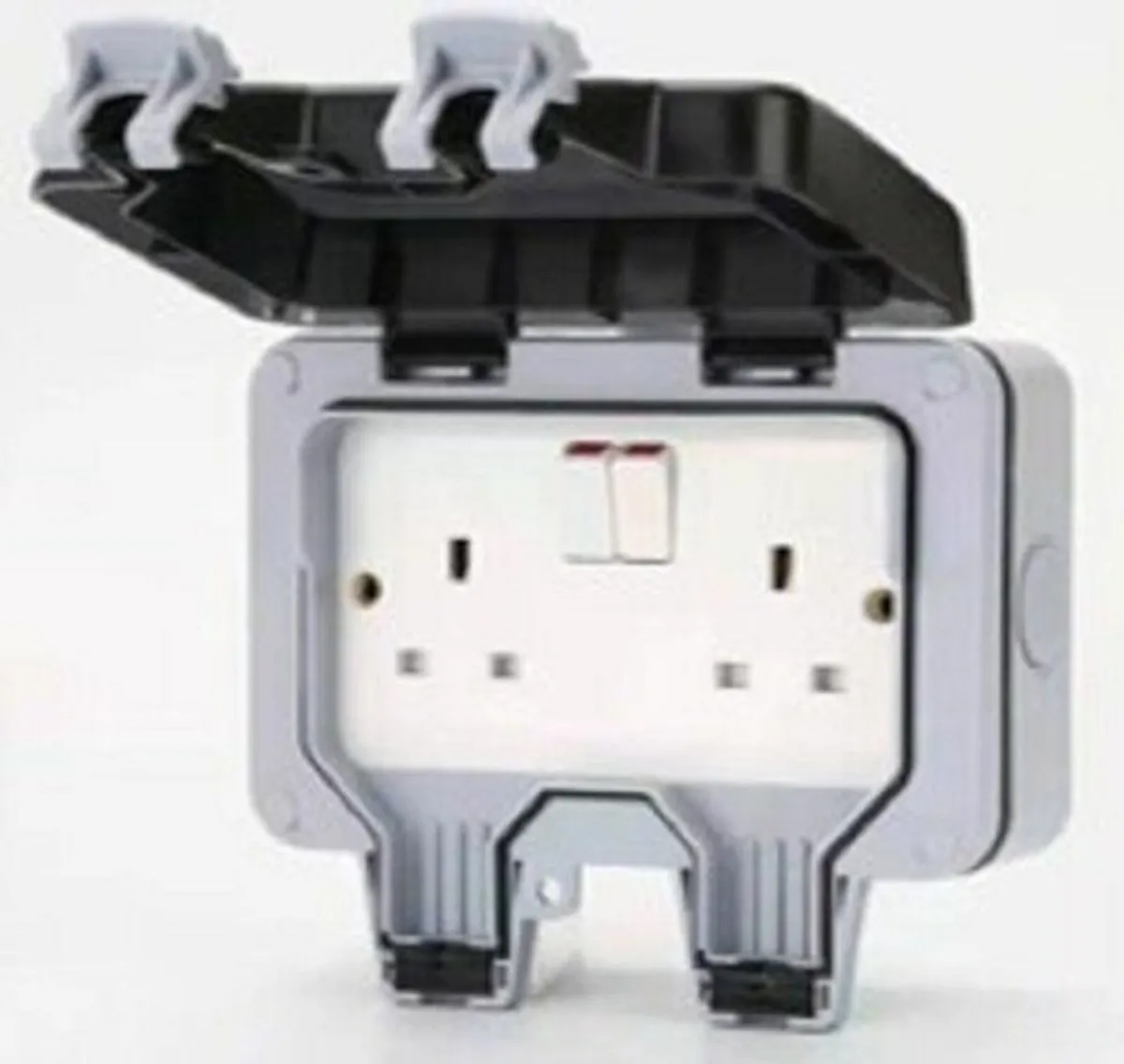 Twin Switched Outdoor Socket