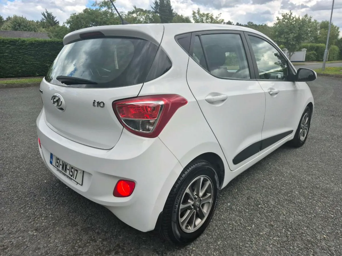 HYUNDAi-i10**AUTOMATIC**VERY LOW MILEAGE**MINT** - Image 3
