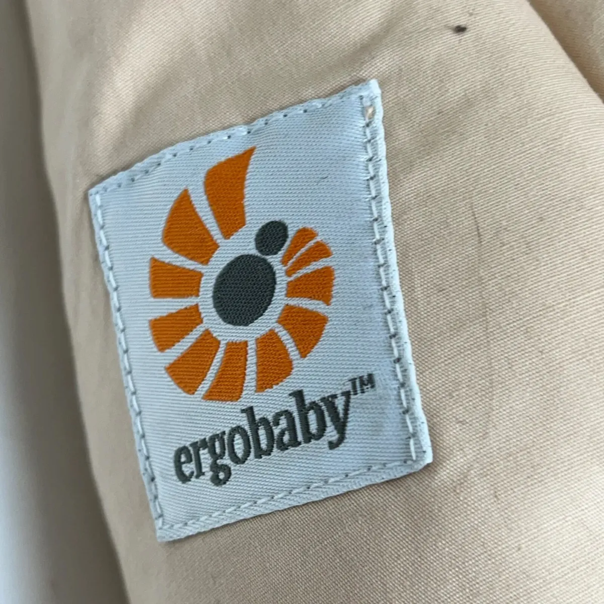 Ergo Baby Cool Mesh Infant Insert - Natural - Image 3