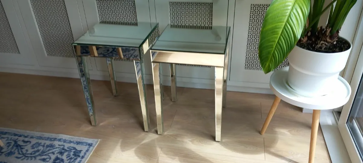 Two mirrored side tables - Image 1