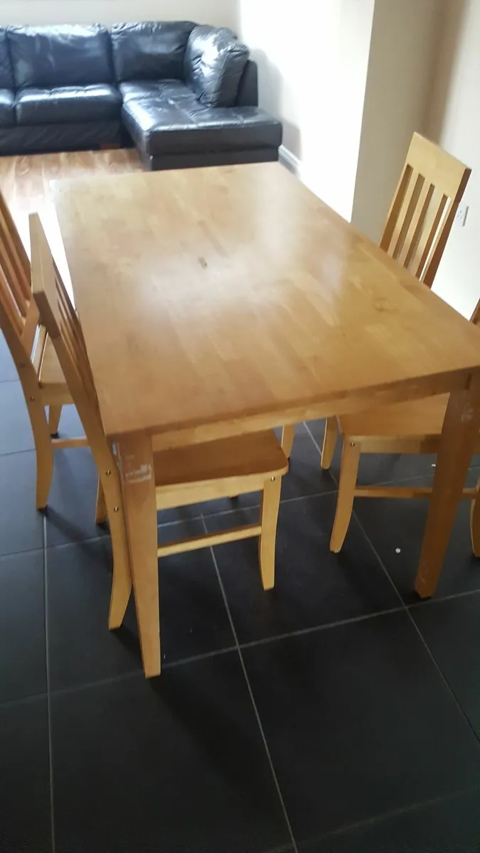 Dinning table - Image 1