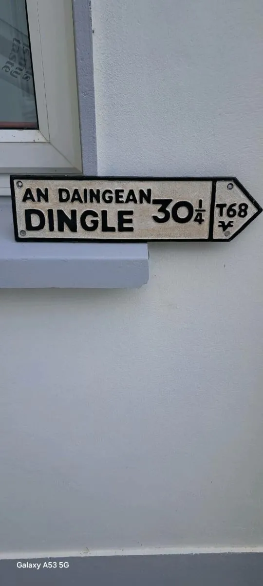 Dingle cast iron sign
