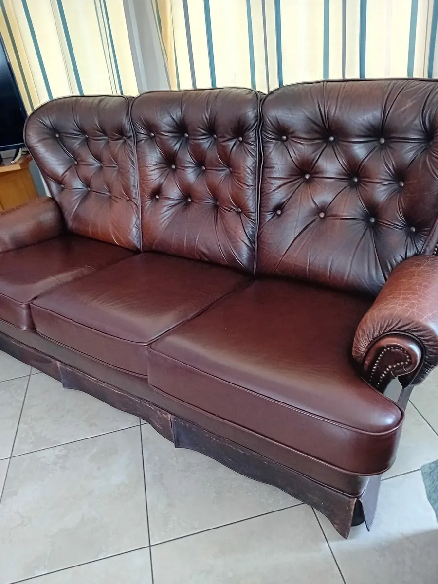 Chesterfield Leather Suite of Furniture - Image 2
