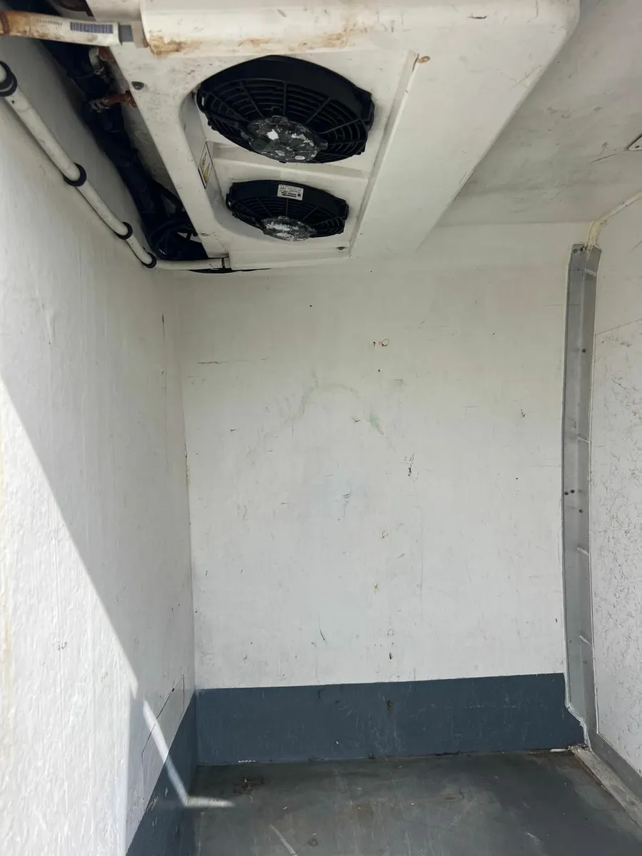 Ford Transit 2012 - Image 2