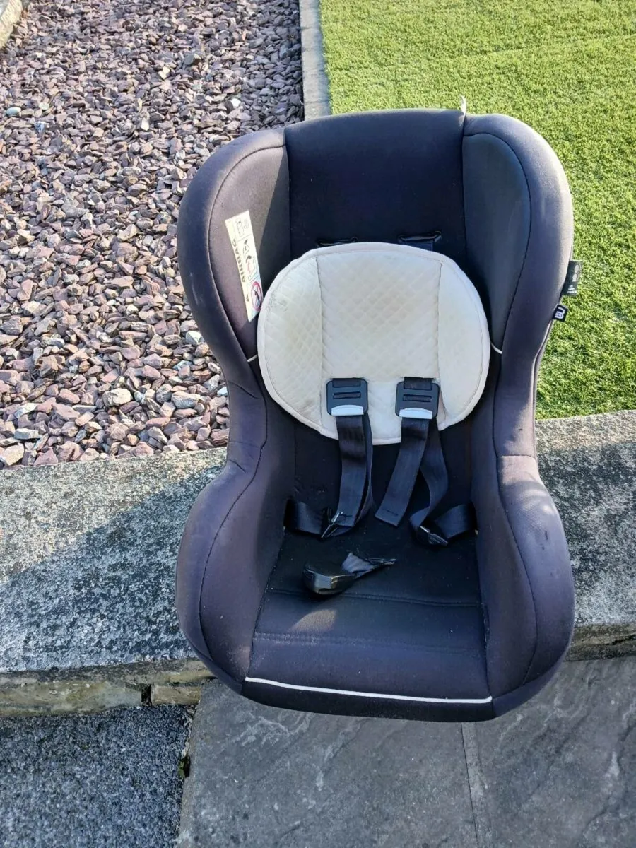 Car seat - Image 4