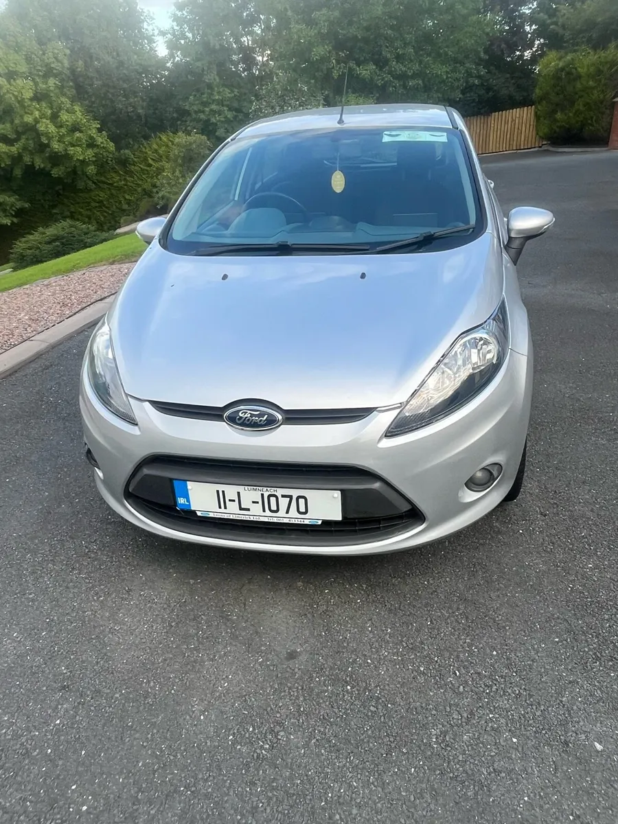 2011 ford fiesta - Image 4