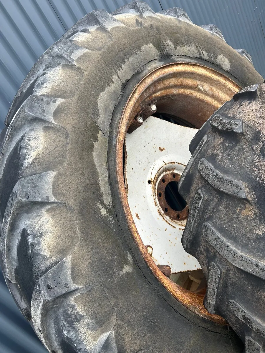 38 inch ford rims and tyres - Image 3