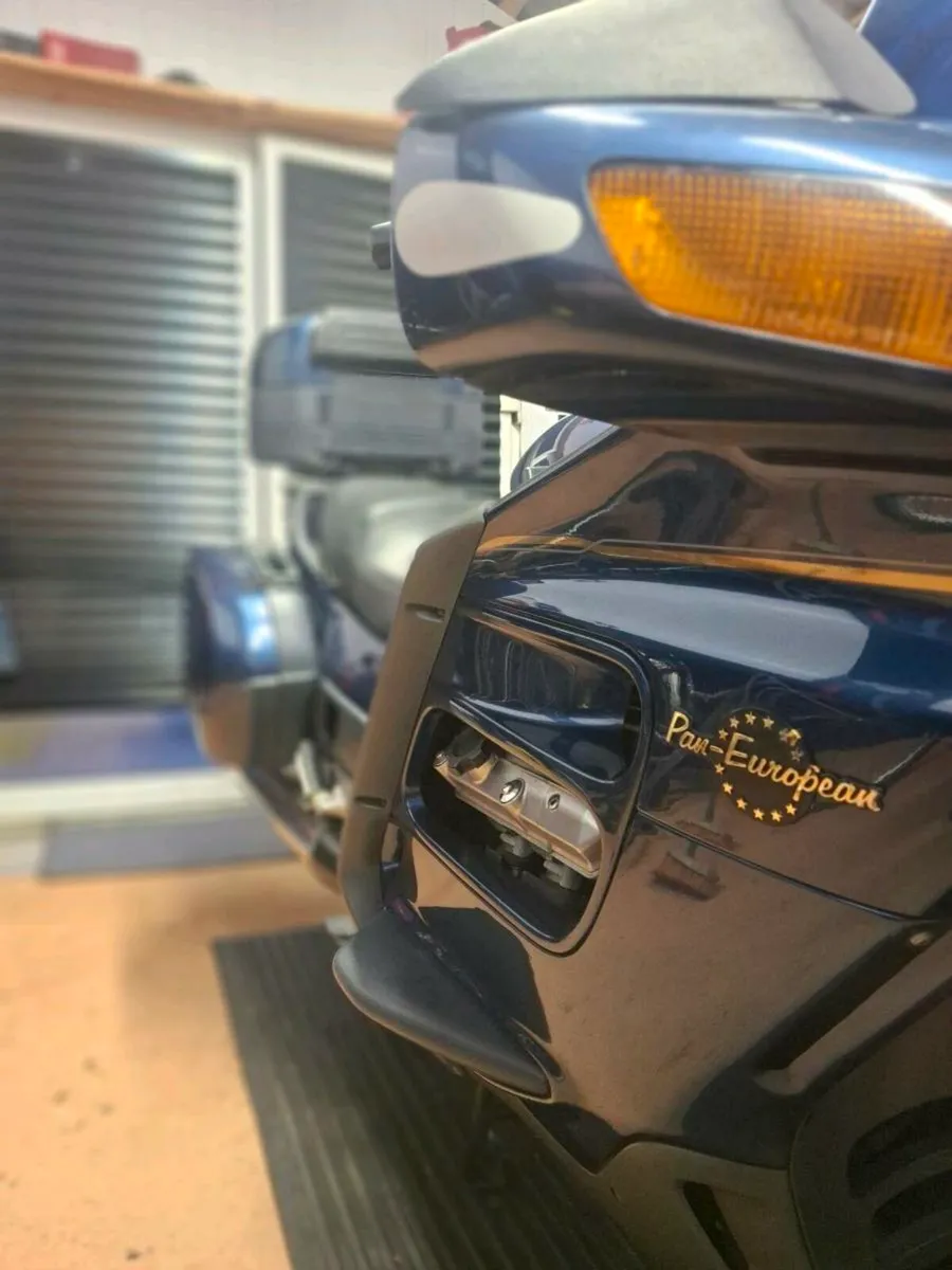 HONDA pan European st  1100 - Image 1