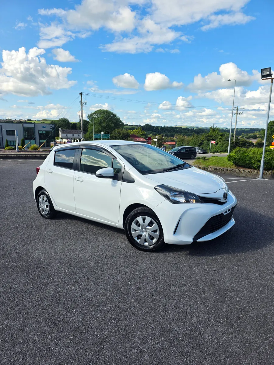 Low Mileage Toyota Vitz 2016 - Image 1