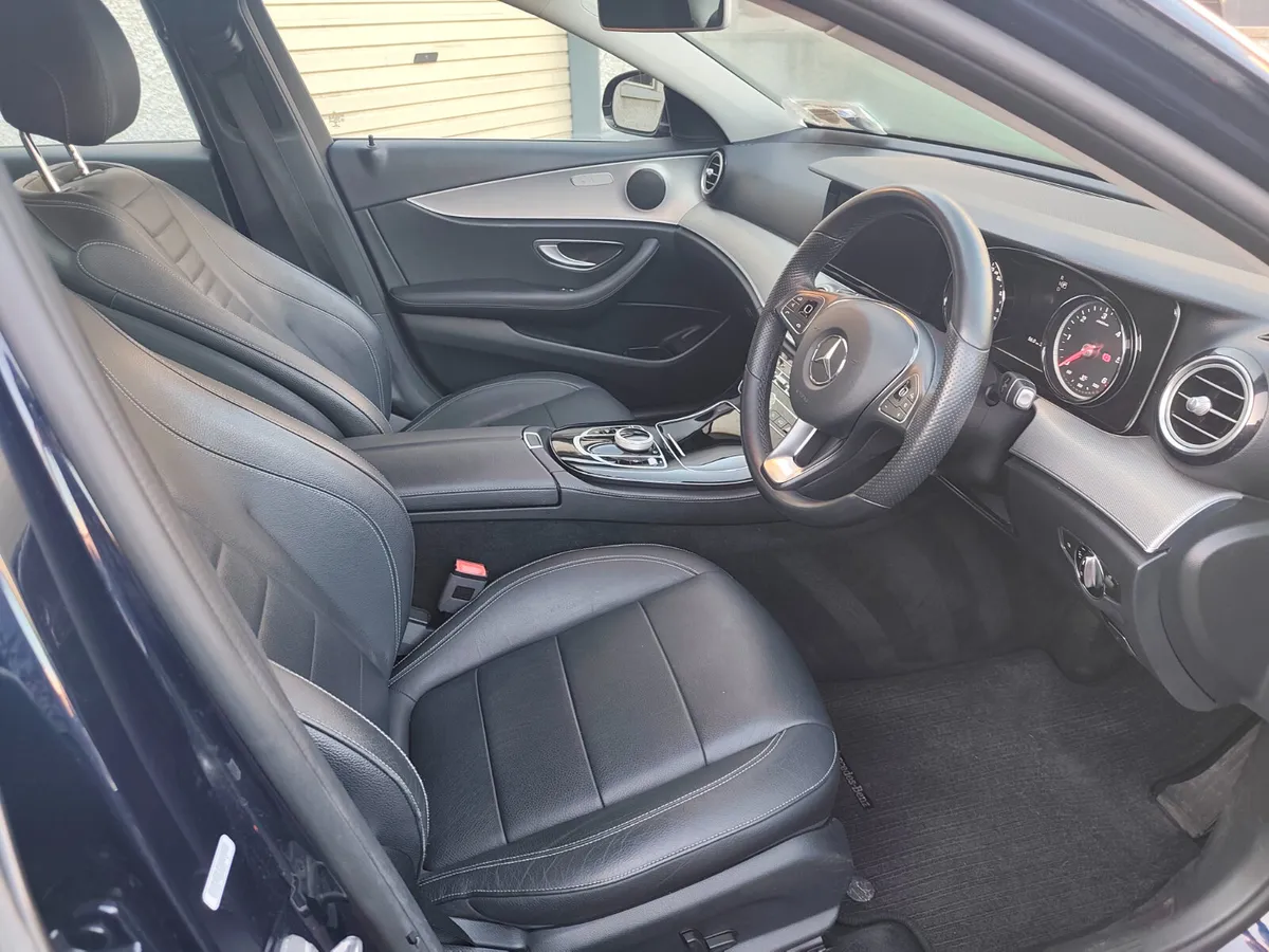 Mercedes E220 D auto low km 2018 - Image 4
