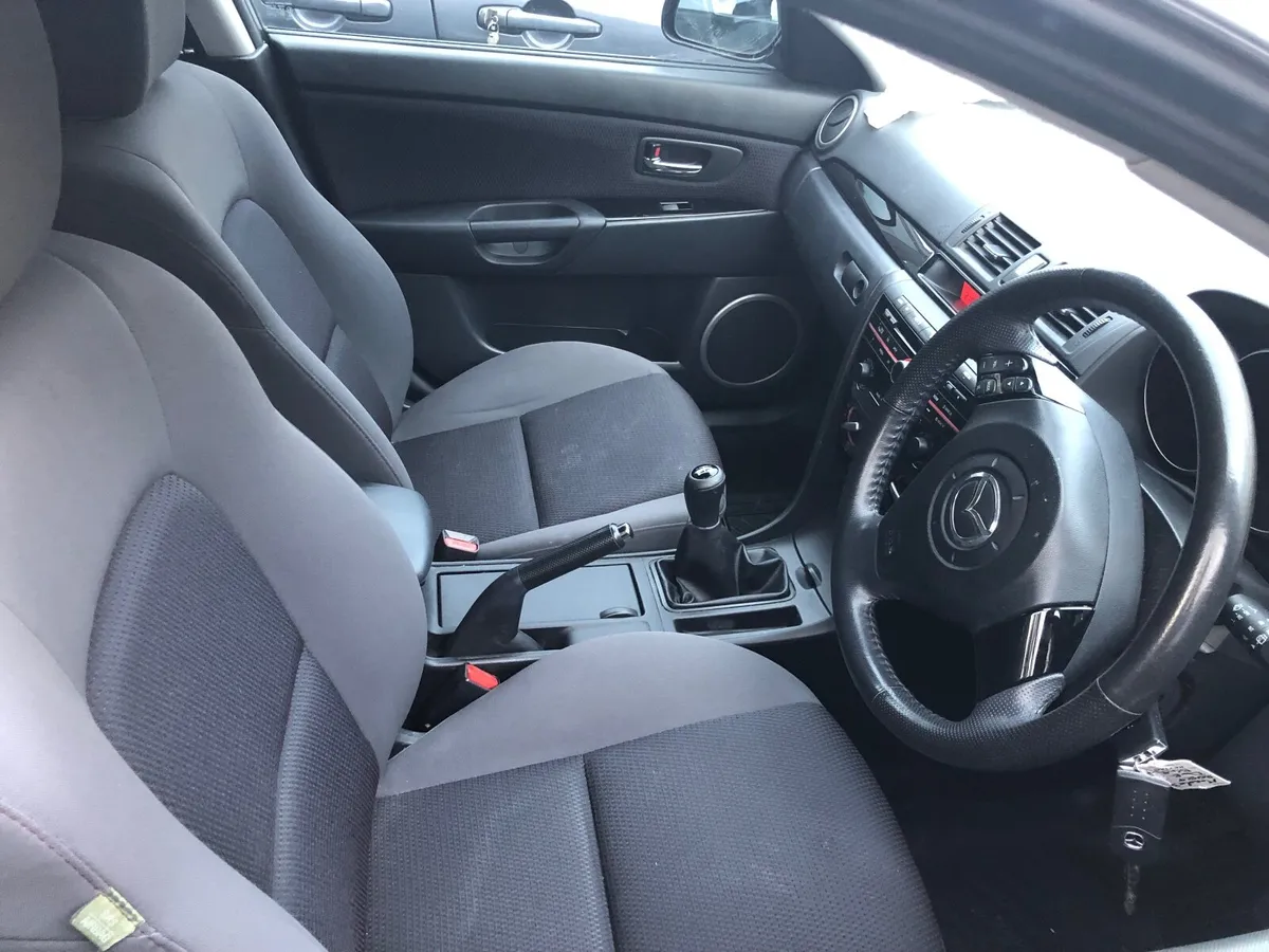 Mazda Mazda3 2009 - Image 3