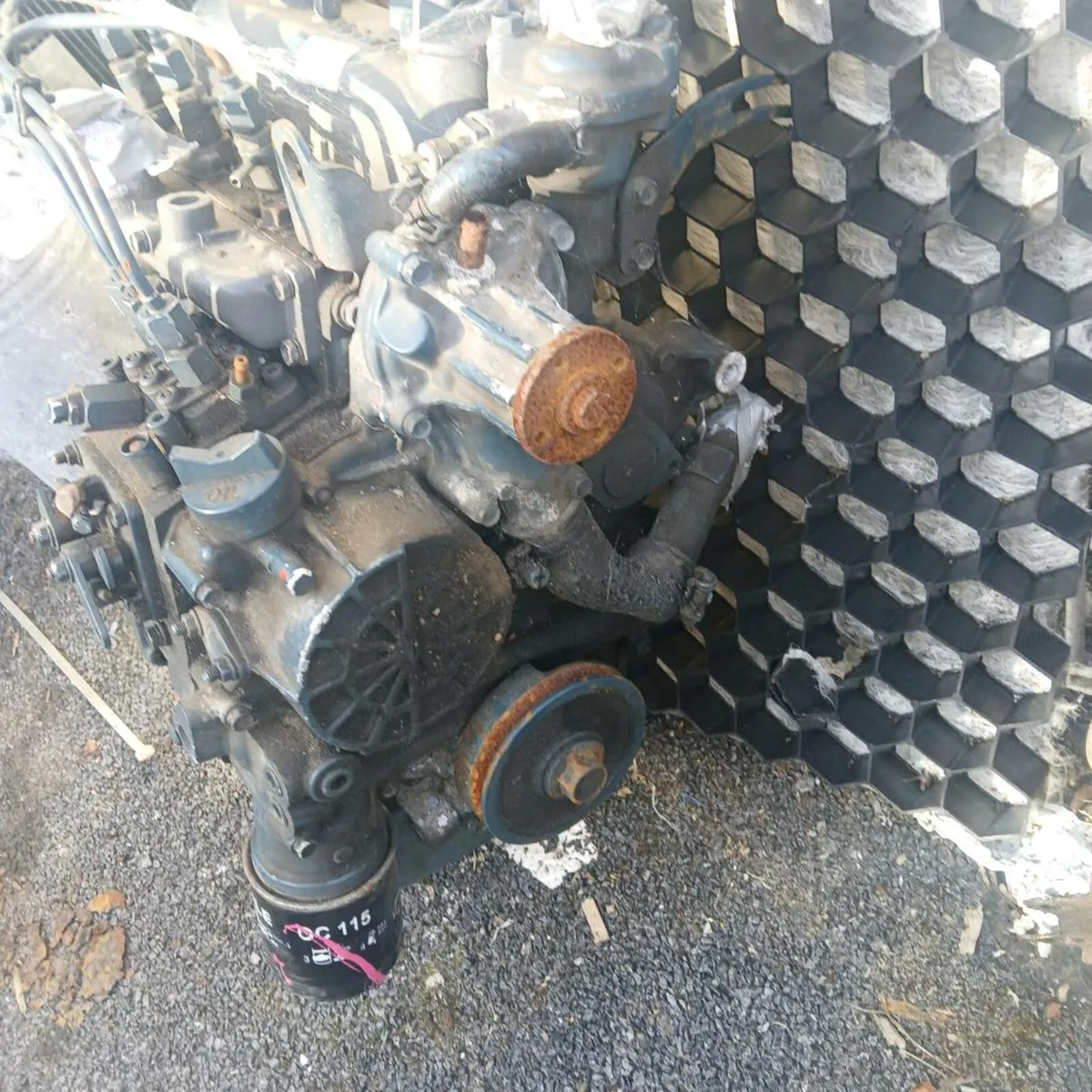 Kubota d1105d engine for parts - Image 4