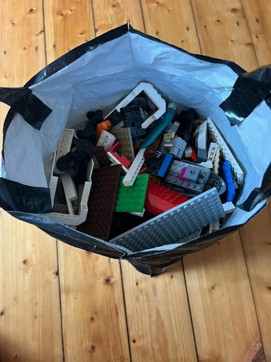 Lego - Image 2