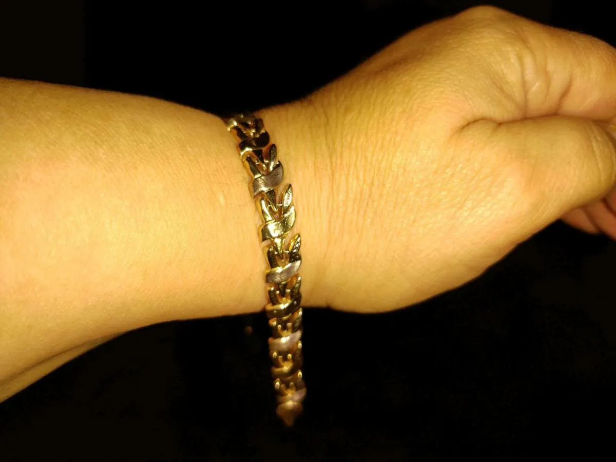 CURVY SWAG, 14CT Gold 7.62 Gram 8"New Bracelet ! - Image 3