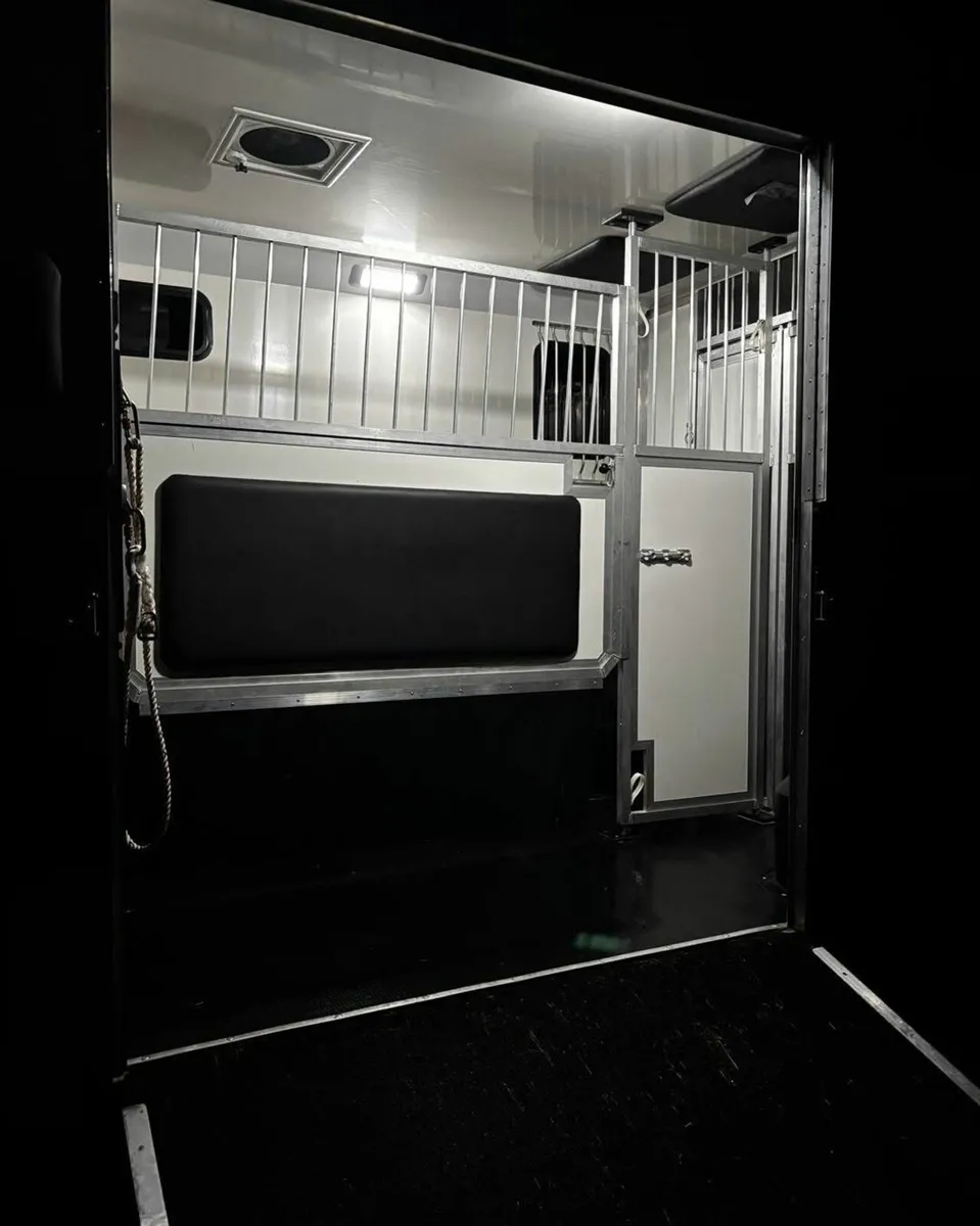 Horsebox - Image 3