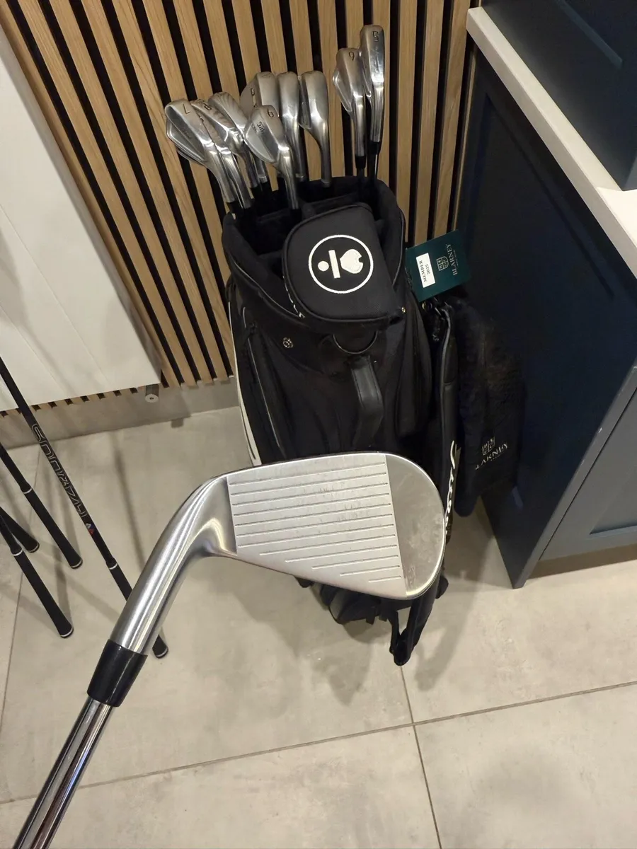 Titleist T100 4 iron - Image 2