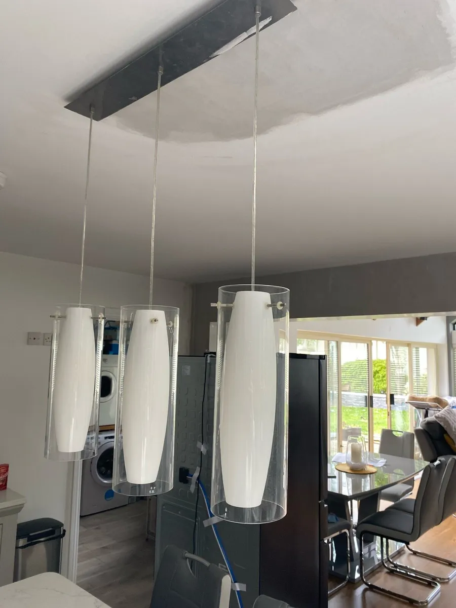 Kitchen Island 3 Down lights - Image 1