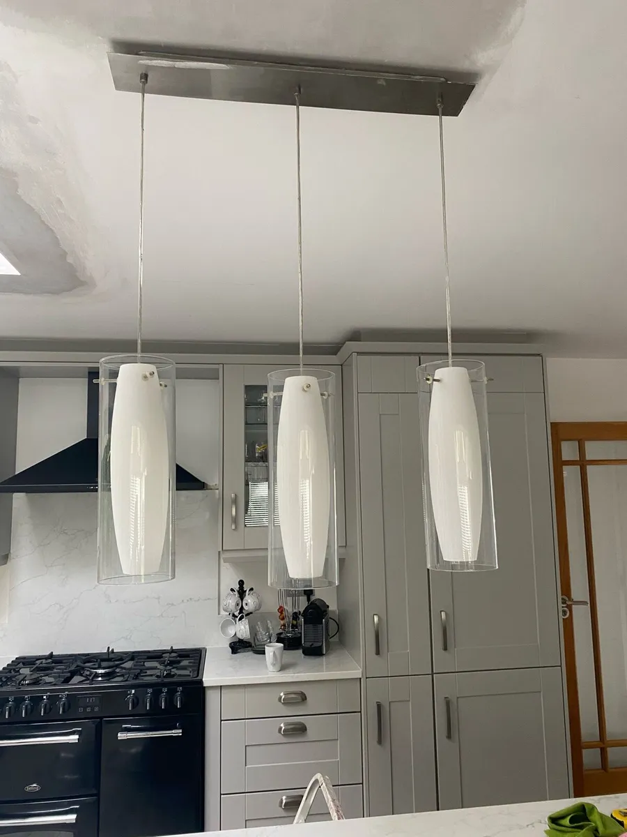 Kitchen Island 3 Down lights - Image 3