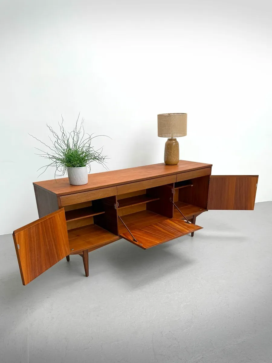 Mid-Century Sideboard - Image 4