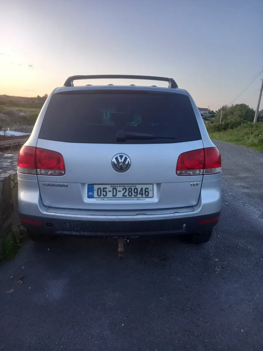 Volkswagen Touareg crew cab 2005 READ ADD - Image 4