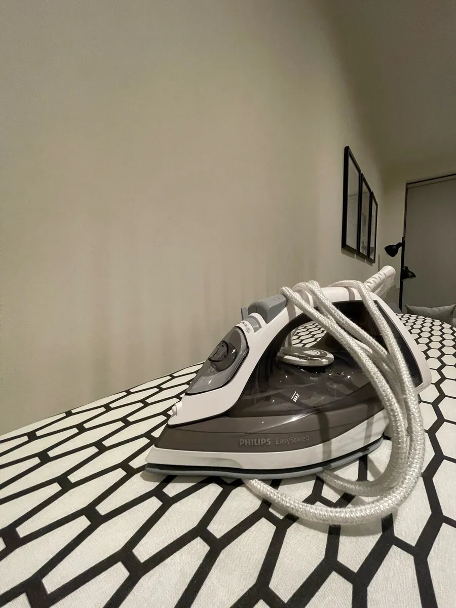 ironing board - Image 2