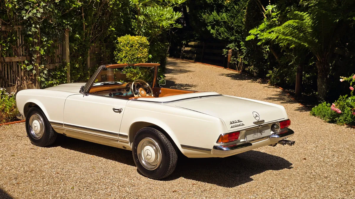 Mercedes-Benz 230SL Pagoda - Restored - Image 4
