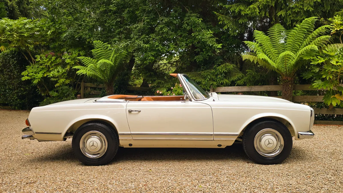 Mercedes-Benz 230SL Pagoda - Restored - Image 2