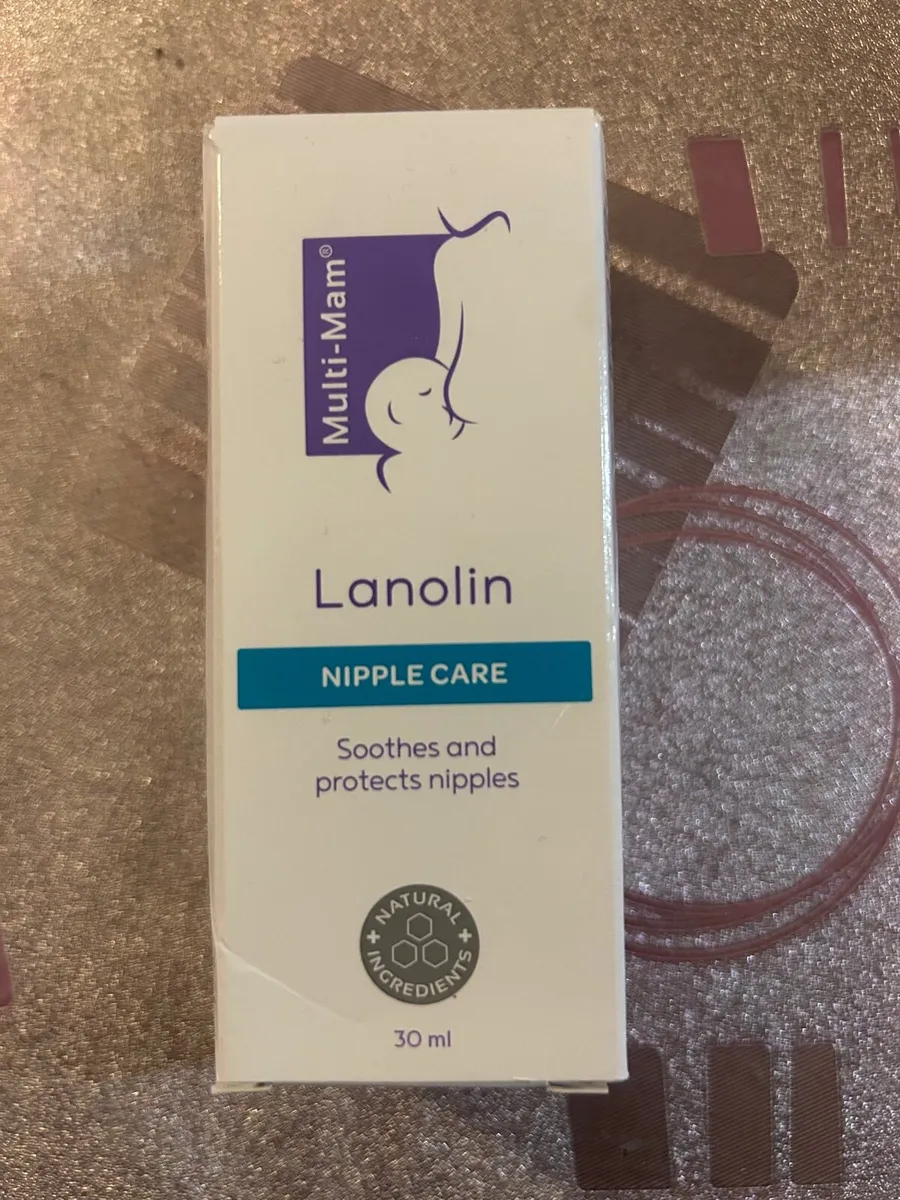 Breast pump and breast feeding kit - Image 4