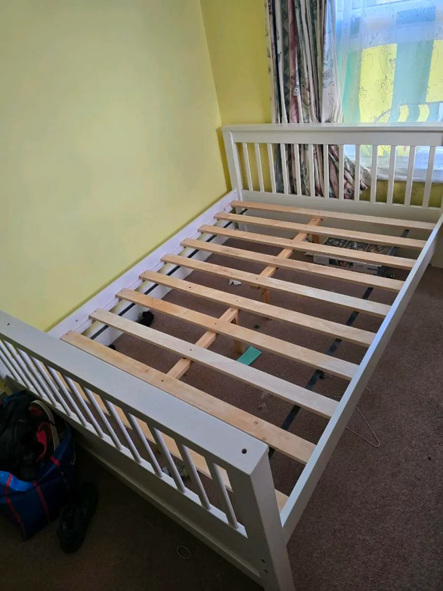 Beds - Image 1