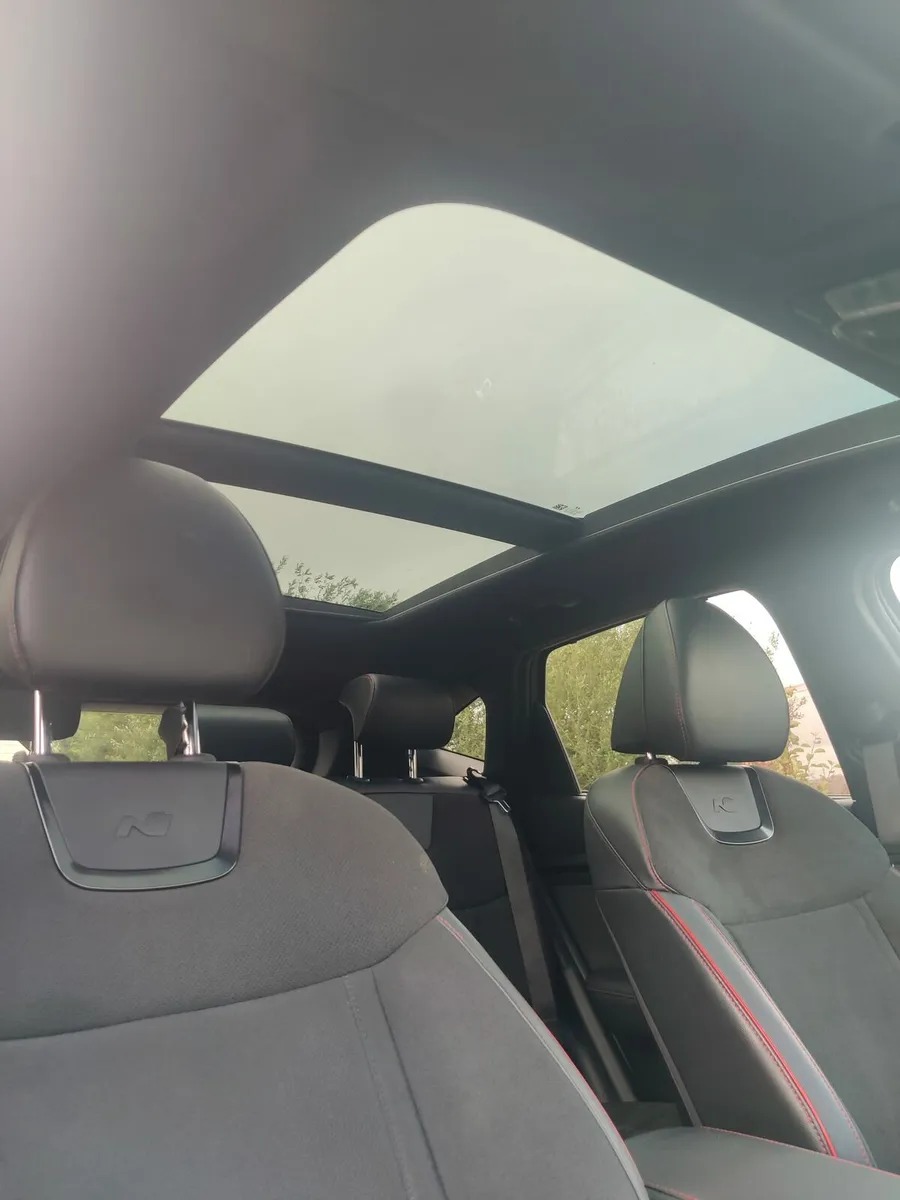 Car(Hyundai Tucson PHEV) - Image 2