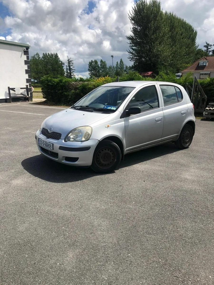 Toyota Yaris 2003 - Image 1