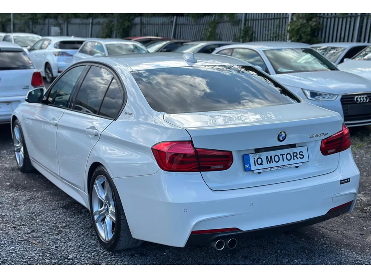 BMW 3-Series 330E M-Sport Auto Plug In Hybrid  Low - Image 4