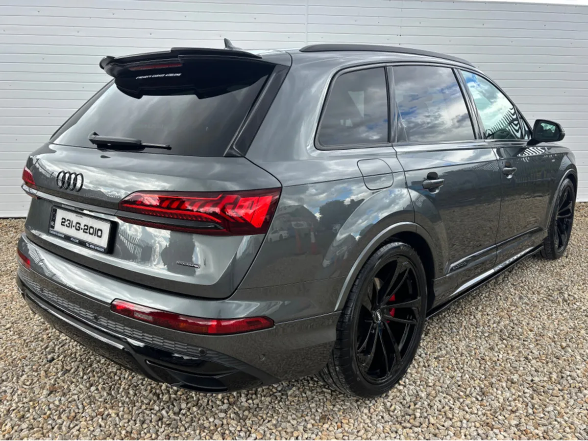 Audi Q7 45 TDI 231 Q TIP S LINE 4DR - Image 2