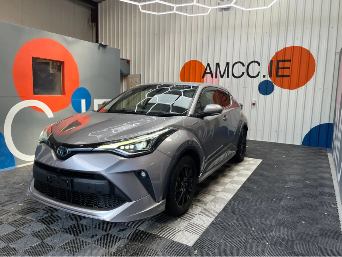 Toyota C-HR C-HR 1.8 HYBRID / 55k KMs / HEATED SEA - Image 3
