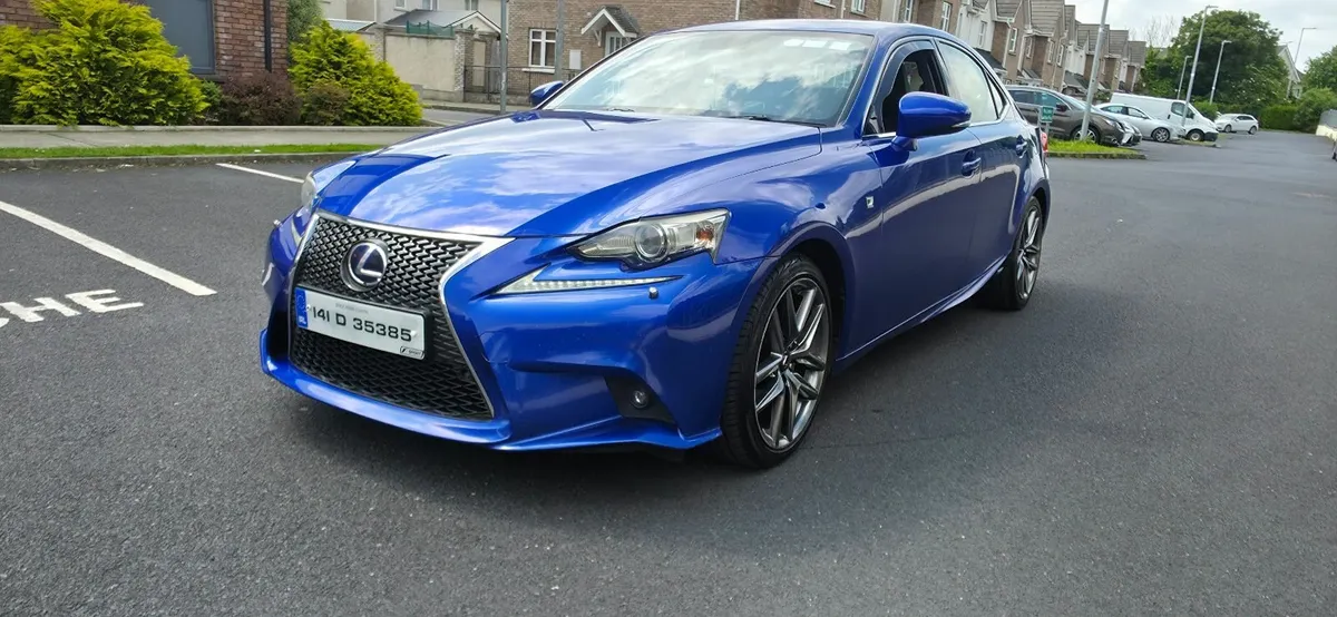 Lexus IS 2014 Hybrit F Sport - Image 4