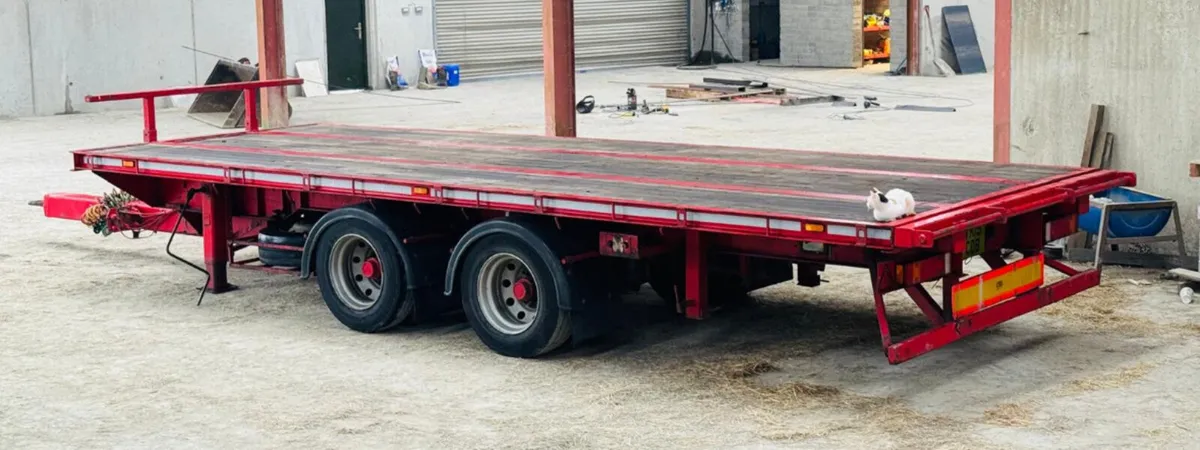 24 foot drag trailer - Image 3