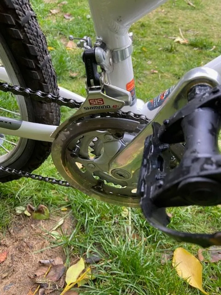Kids bike - Image 4