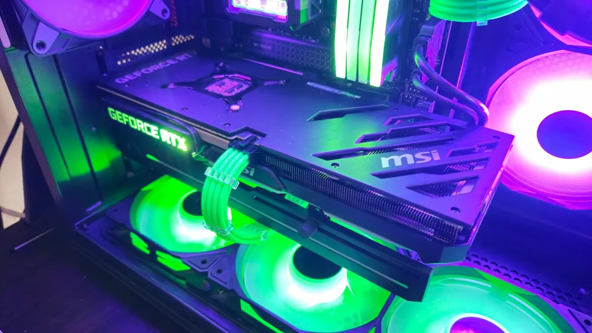 GeForce RTX 4070 MSI Ventus 3x E1 - Image 2
